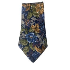 Buckingham Tie Navy Blue Floral Print Foliage Pattern 60"